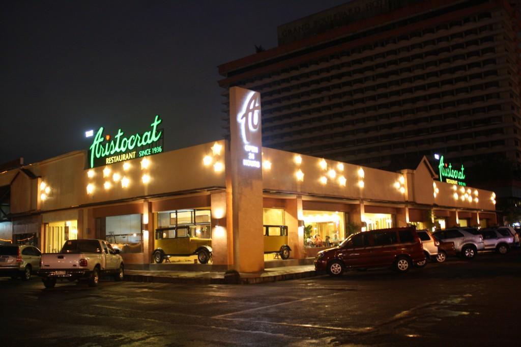 Baywatch Tower Hotel Manilla Buitenkant foto