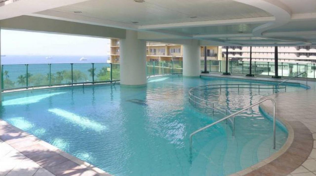 Baywatch Tower Hotel Manilla Buitenkant foto